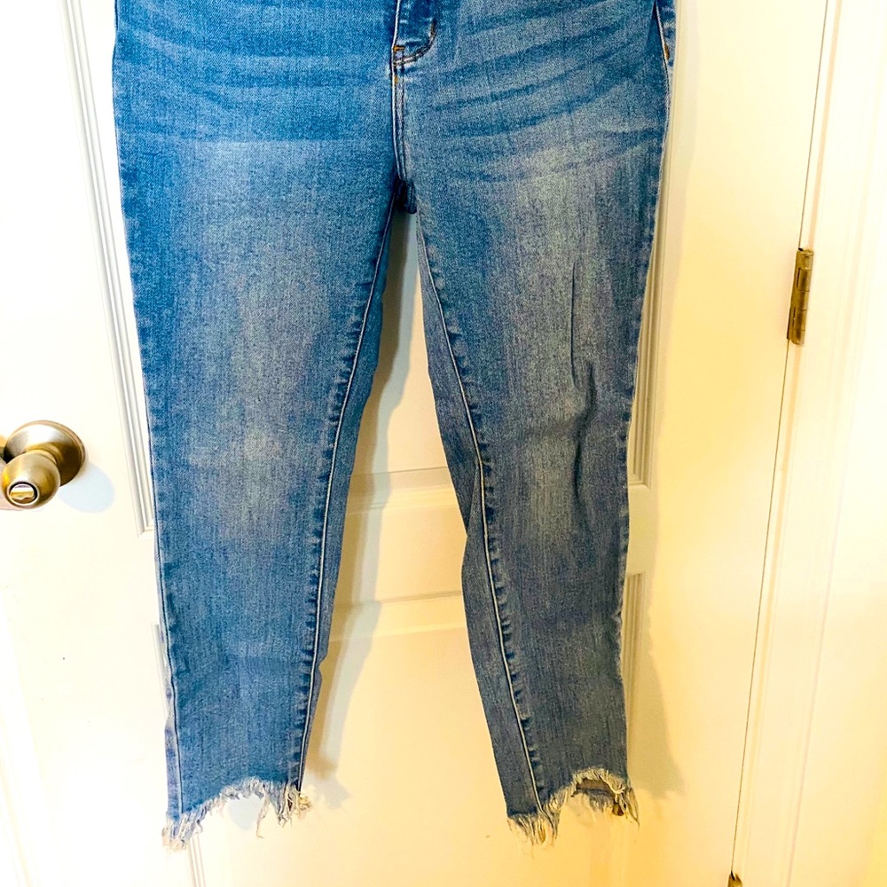 Judy blue shark bite jeans